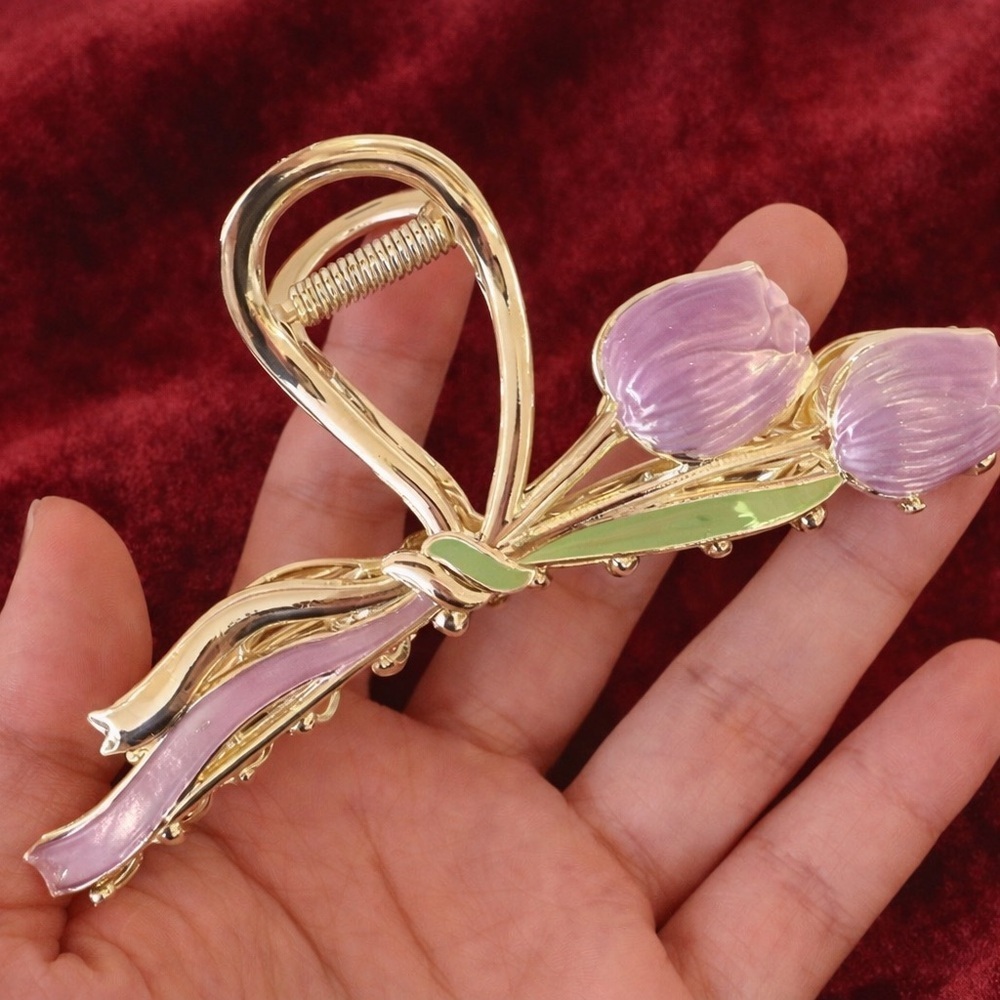 Lilac Tulip Gold Hair Claw - Picture 2 of 4